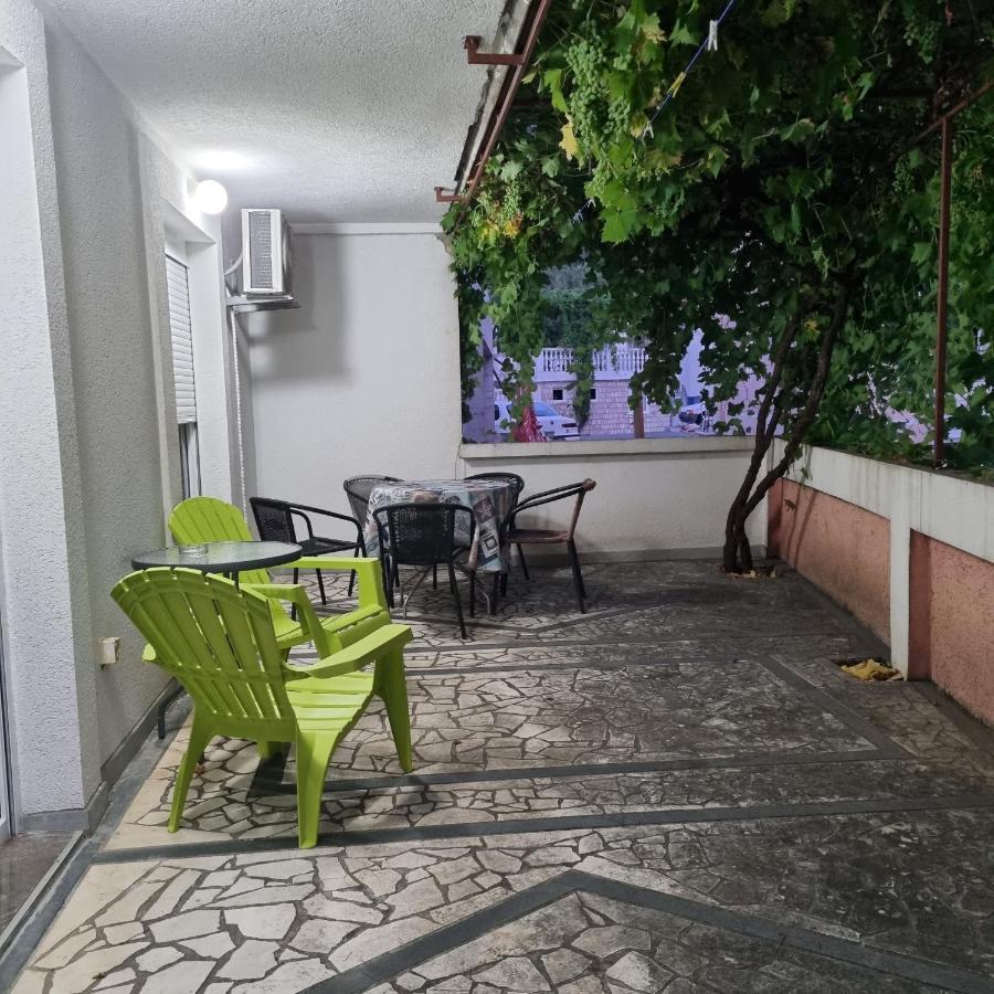 בודווה Apartment Danijela מראה חיצוני תמונה