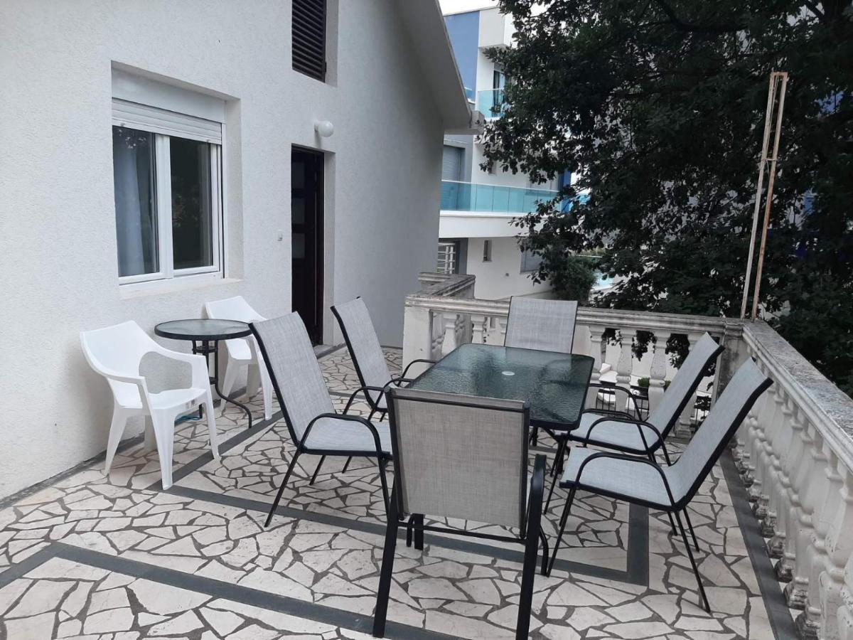 בודווה Apartment Danijela מראה חיצוני תמונה