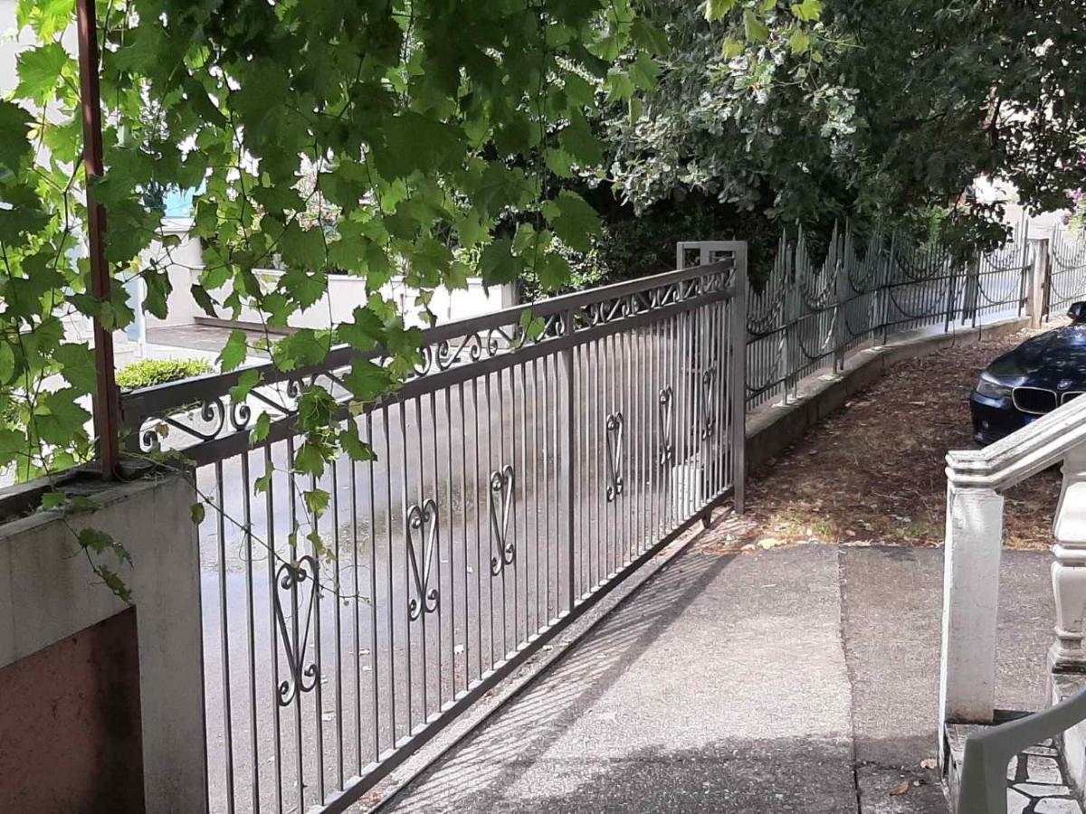 בודווה Apartment Danijela מראה חיצוני תמונה