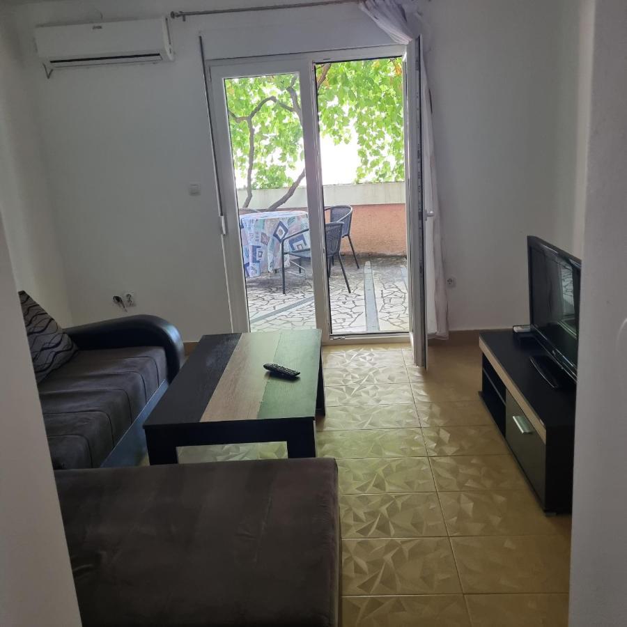 בודווה Apartment Danijela מראה חיצוני תמונה
