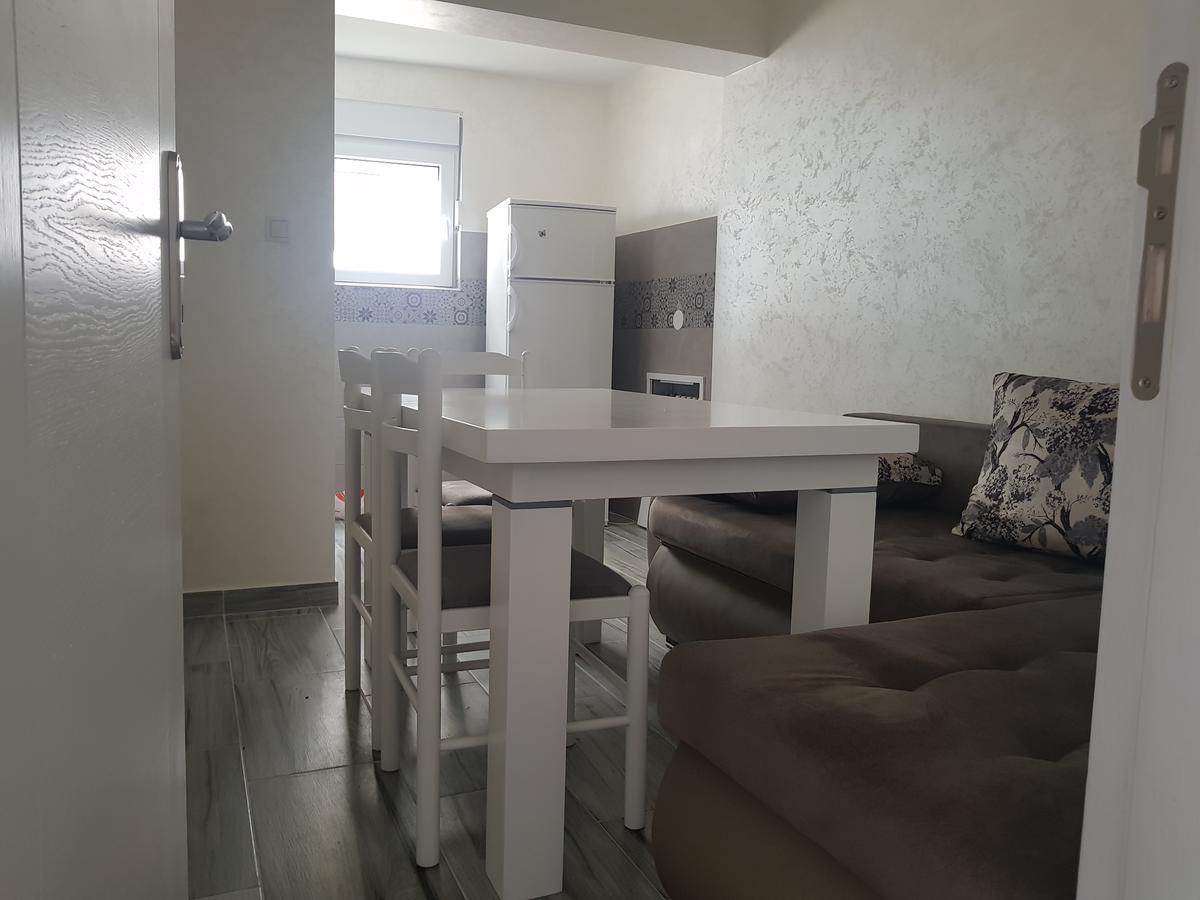בודווה Apartment Danijela מראה חיצוני תמונה